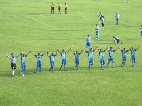 Grupo de jogadores do CTE/Colatina relata salários atrasados e gestora do clube rebate