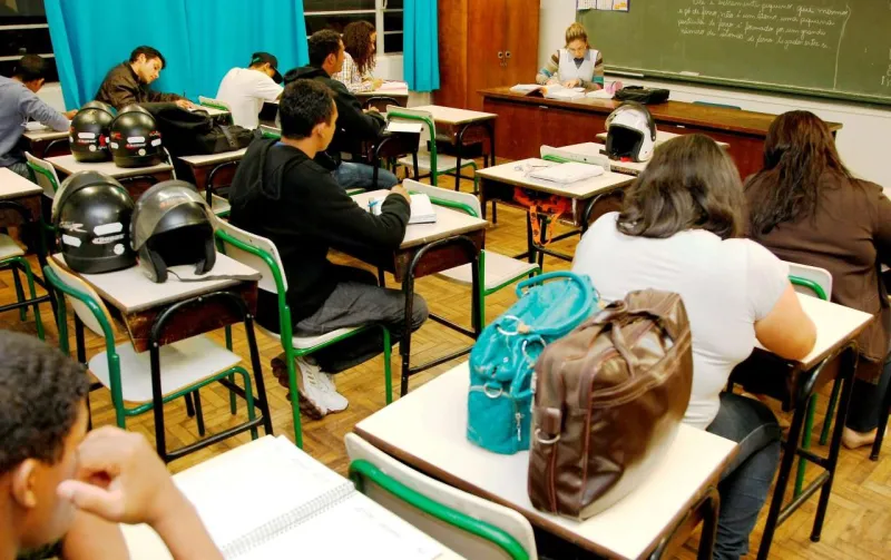 240 vagas para a Educação de Jovens e Adultos (EJA) em Colatina