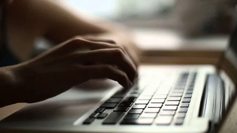 Casagrande autoriza retorno de calendário escolar com atividades digitais