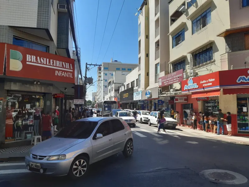 Veja quais comércios podem funcionar em Colatina neste sábado