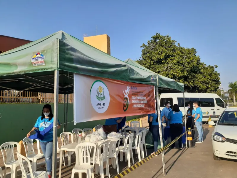Apae Colatina promove Drive-Thru para ajudar as famílias dos alunos