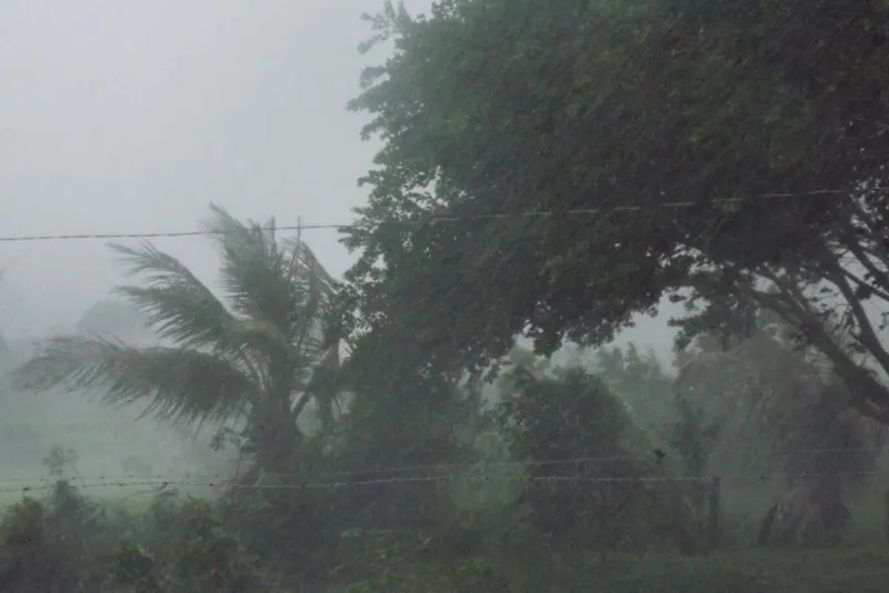 Alerta de chuvas intensas coloca Colatina, Linhares e mais 35 cidades do Norte e Noroeste sob risco até terça-feira