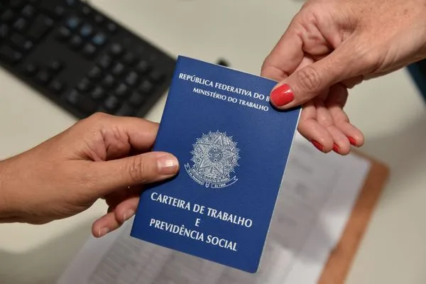 Comece a semana empregado! Conheça as 178 vagas disponíveis em Colatina