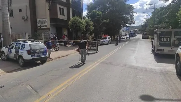 Motociclista morre após acidente no bairro Carlos Germano Naumann, em Colatina, nesta sexta-feira (11)