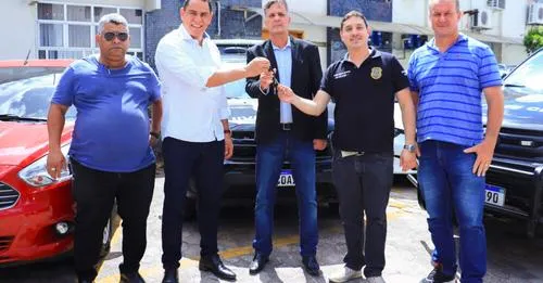 Deputado Da Vitória entrega viaturas da Polícia Civil para Colatina e Marilândia