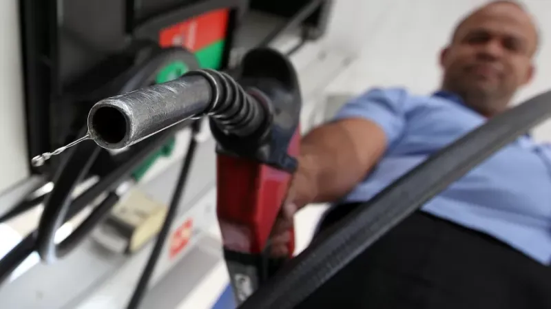 Preço do litro da gasolina atinge nova mínima em Colatina e fica R$ 0,10 mais barato