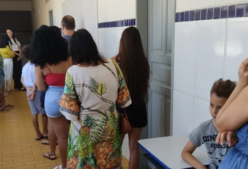 No dia decisivo, eleitores chegam cedo para votar e “ficar com o dia livre” em Colatina