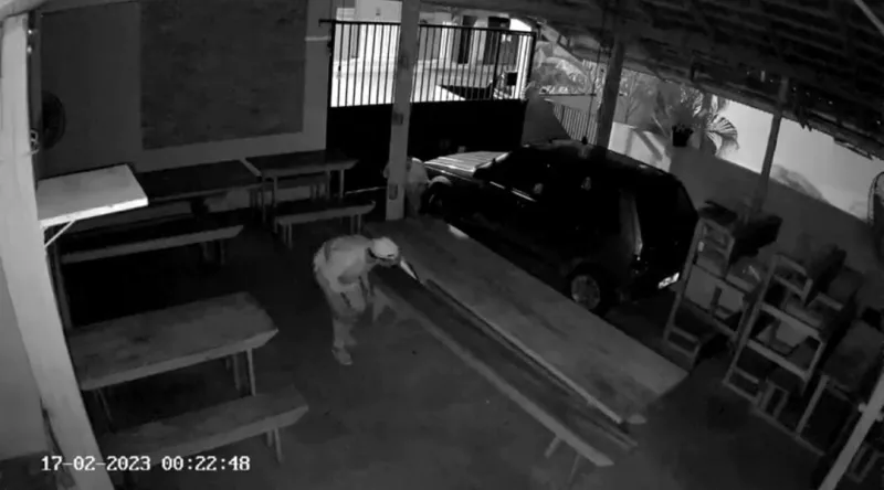 Vídeo: churrascaria é furtada pela segunda vez em apenas uma semana em Colatina