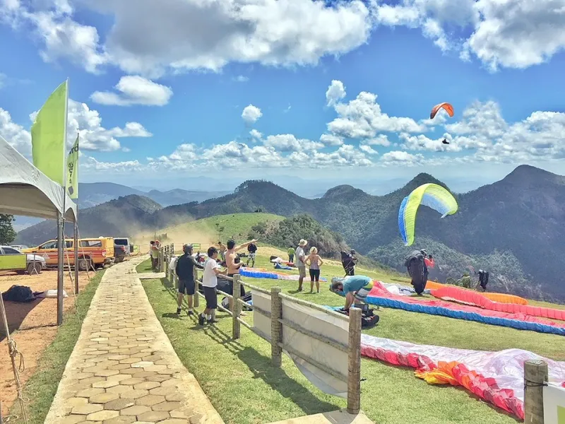 Baixo Guandu recebe edição especial dos 35 anos do Campeonato Brasileiro de Parapente