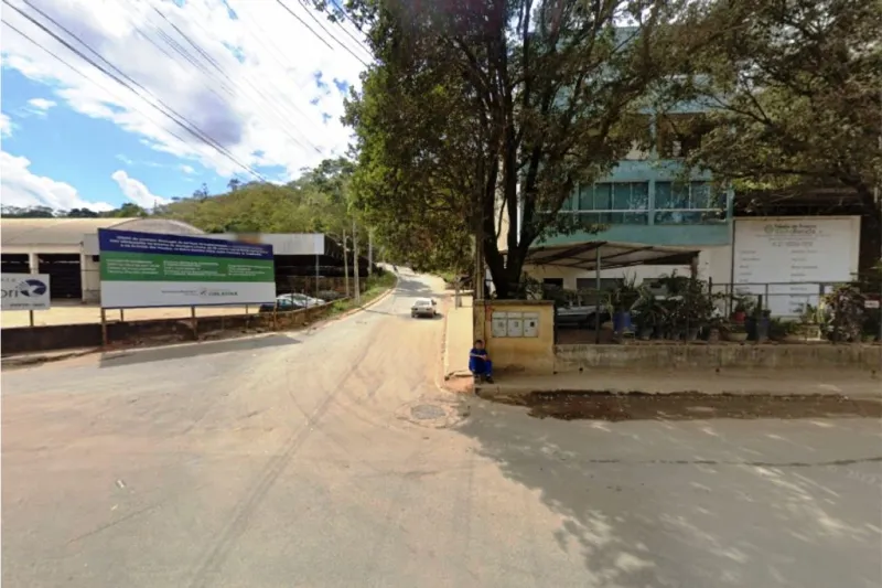 Até o próximo domingo (23), a subida do bairro Ayrton Senna estará interditada para obras. Veja a alternativa para acessar a comunidade