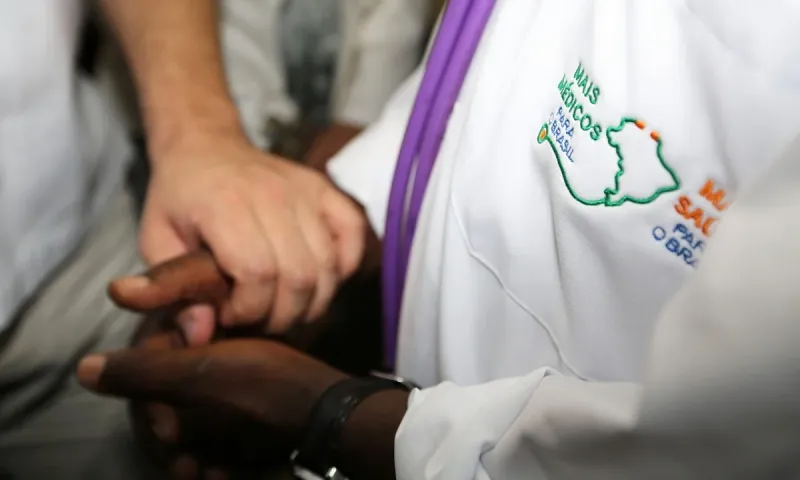 Mais Médicos abre edital com vagas para Colatina e Pancas