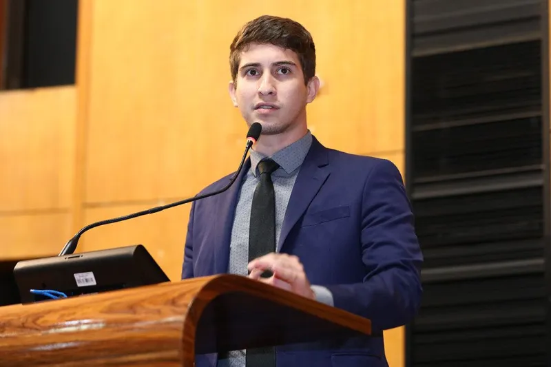 Após três meses, como estão processos contra deputado de Colatina que recusou bafômetro 