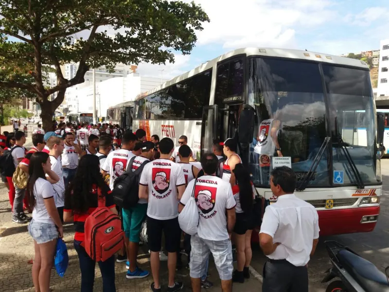 Torcida Fla-Colatina promove grande caravana para apoiar o Flamengo no Kléber Andrade