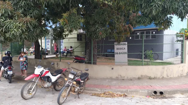 Falta de profissionais e atendimento insuficiente em posto de saúde preocupam moradores de Colatina