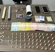 ‘Família do tráfico’ é detida com drogas na garrafa de café em Conselheiro Pena
