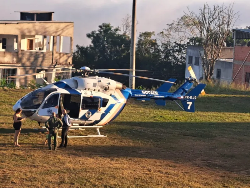 Defesa Civil Estadual chega para avaliar área de desmoronamento no Bairro Vista da Serra, em Colatina