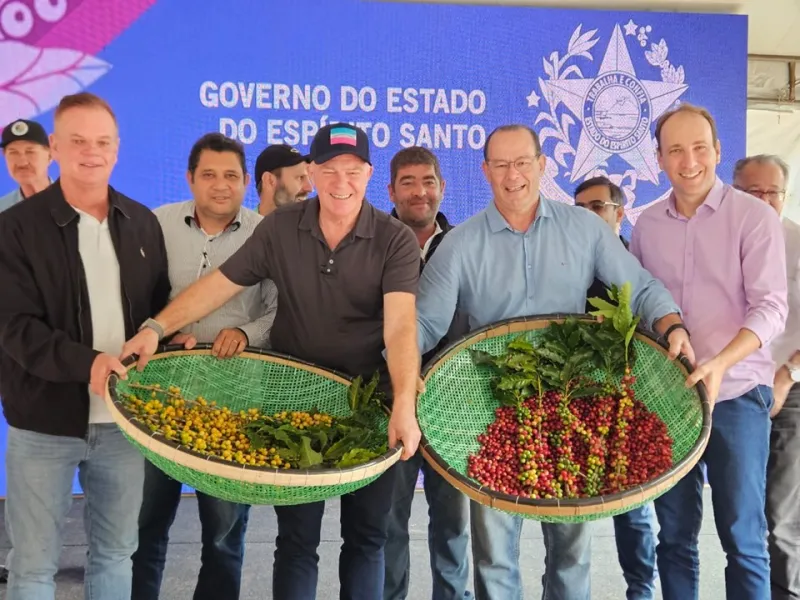 Governador Renato Casagrande participa da abertura da colheita do café arábica no Espírito Santo
