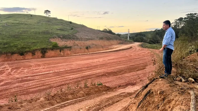 DER-ES faz “Pare e Siga” em rodovia de Nova Venécia na segunda-feira (17)