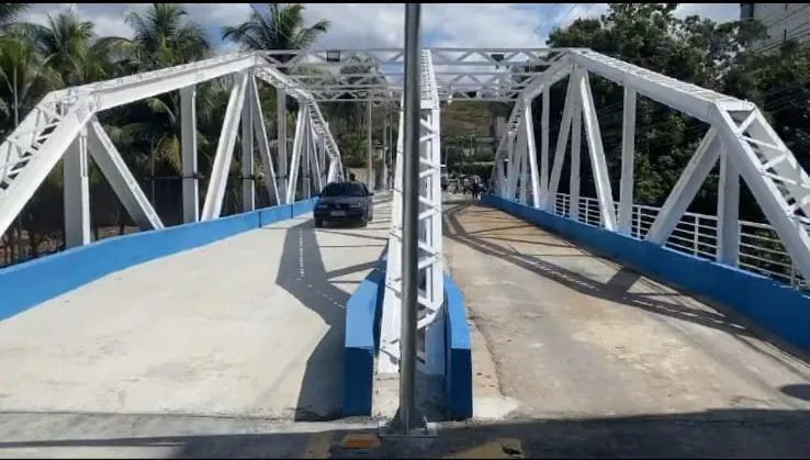 Ponte do Irajá que faz a ligação dos bairros Vila Nova e Marista é liberada para trânsito nos dois sentidos