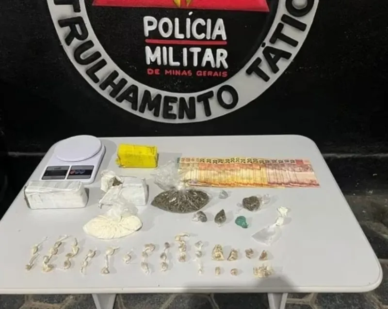 Jovem é preso em Mantena após ser denunciado por guardar drogas para outro homem