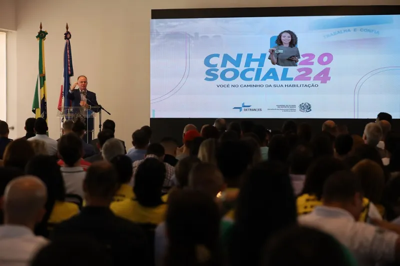 Governador Casagrande lança nova fase do programa CNH Social com 3.500 vagas gratuitas