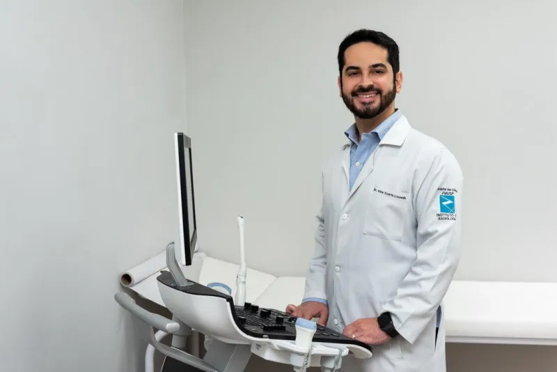 Série Vereadores eleitos: Dr. Vitor Louzada, compromisso com a saúde, renovação Política e solidariedade em Colatina