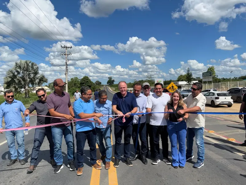 Casagrande entrega obras e anuncia novos investimentos em Montanha
