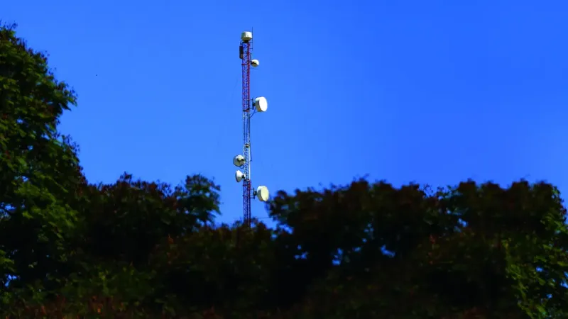 Moradores dos bairros XV de Outubro e Campestre, em Colatina, cobram instalação de antenas de celular
