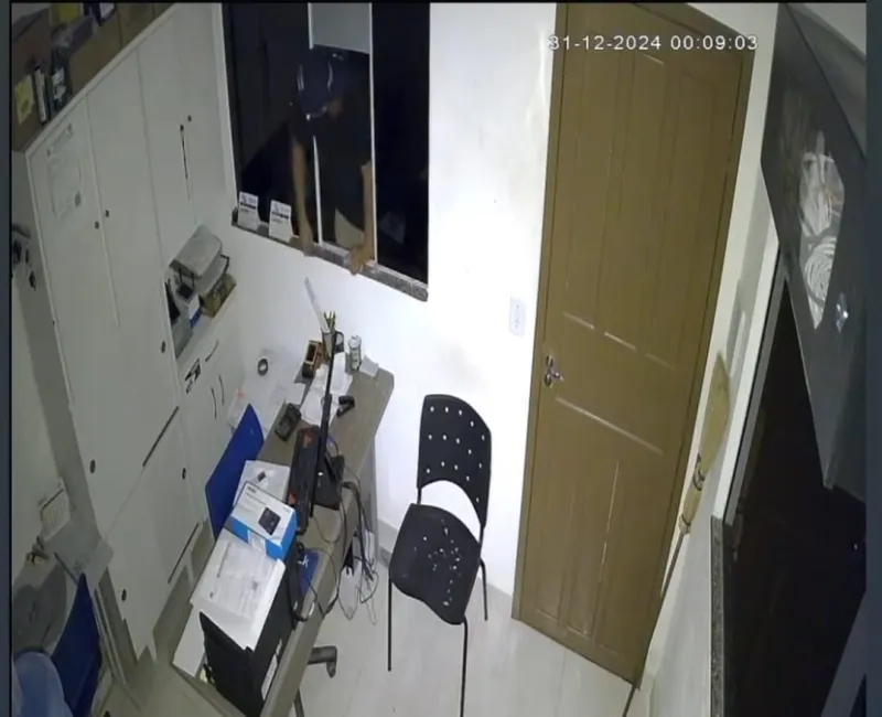 Vídeo: empresa é furtada na madrugada de Ano Novo em Colatina