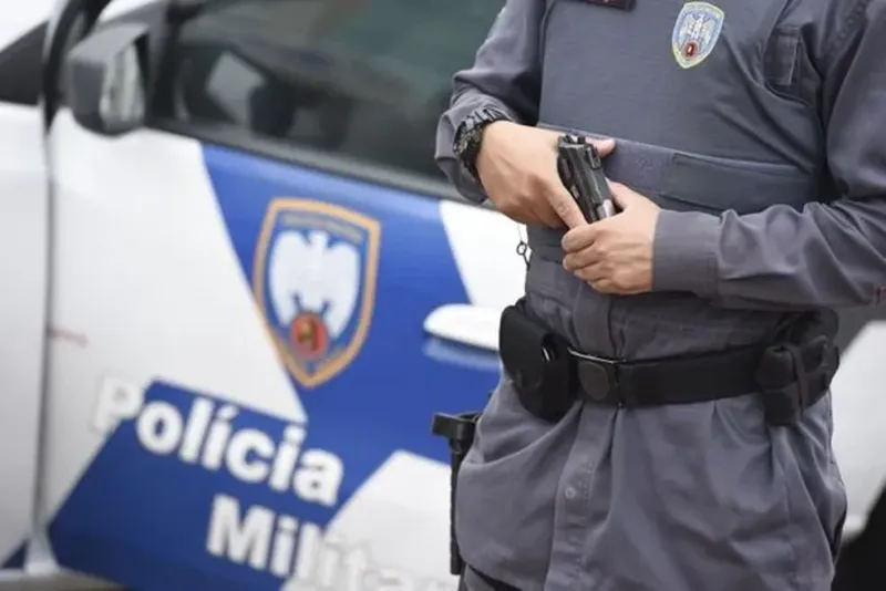 Homem é atacado e assaltado por grupo armado com madeira em Colatina