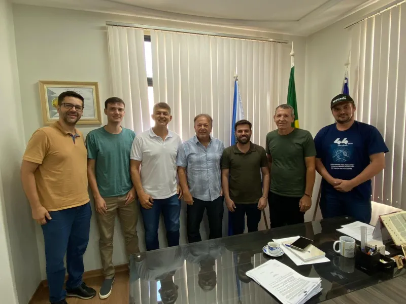 Secretário Estadual Guerino Balestrassi visita Marilândia para avaliar projetos de saneamento e desenvolvimento sustentável