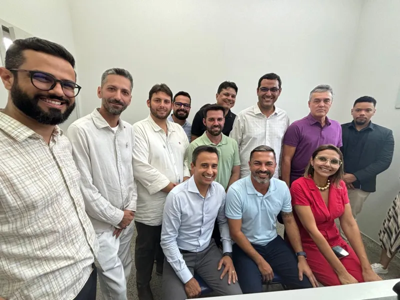 Prefeito de Marilândia representa municípios do Cim Noroeste no lançamento das teleconsultas em Linhares