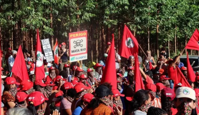 MST ocupa área da Suzano em Aracruz durante jornada nacional de luta