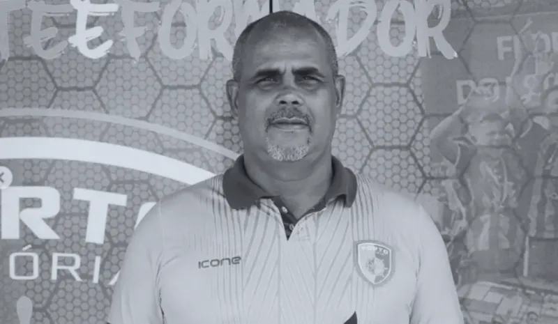 Classificação histórica termina em tragédia: auxiliar técnico do Porto Vitória morre após partida no Salvador Costa