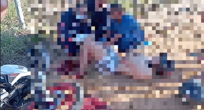 Grave acidente de moto em Governador Lindenberg arranca perna de jovem e causa a morte de carona