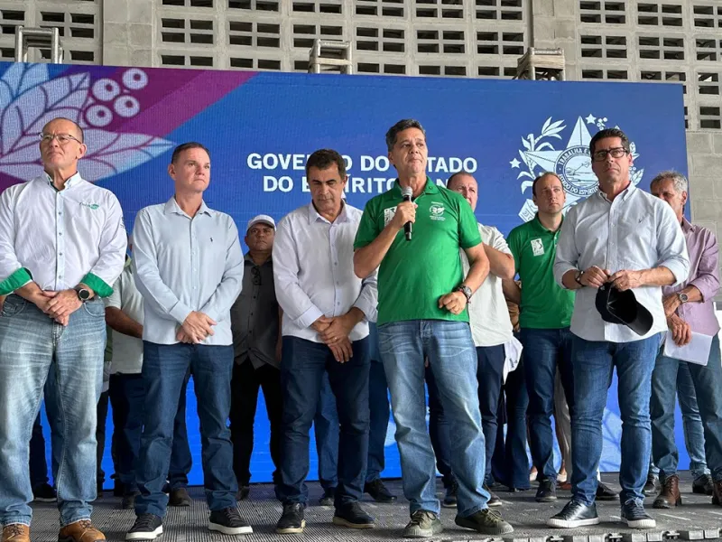 Espírito Santo inicia colheita do café conilon com expectativa de safra recorde em 2025