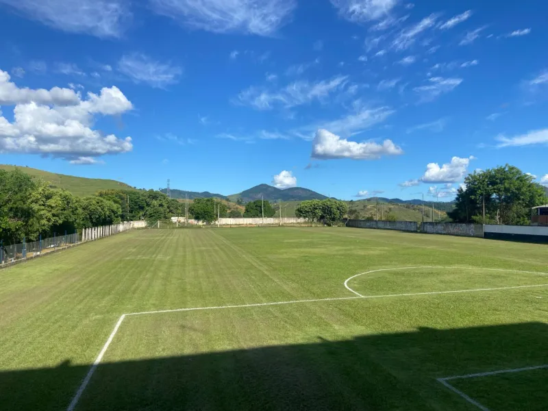 Comunidade: campo de futebol do bairro Olívio Zanotelli  vira centro de disputa entre moradores e Prefeitura de Colatina