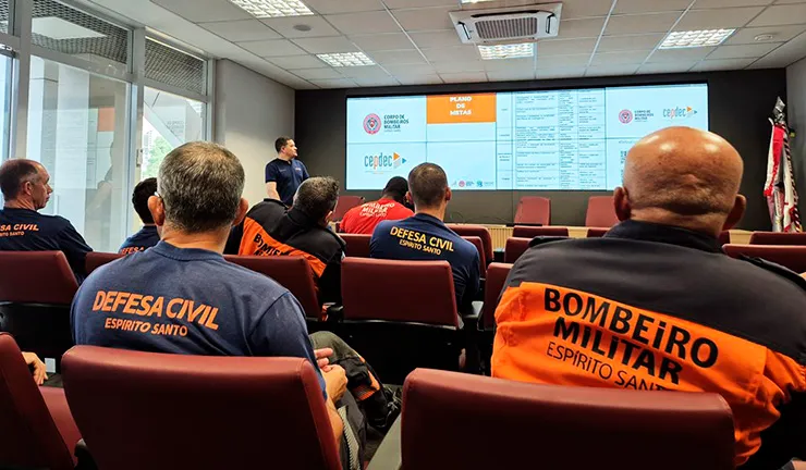Defesa Civil intensifica preparação de municípios capixabas para período de chuvas intensas