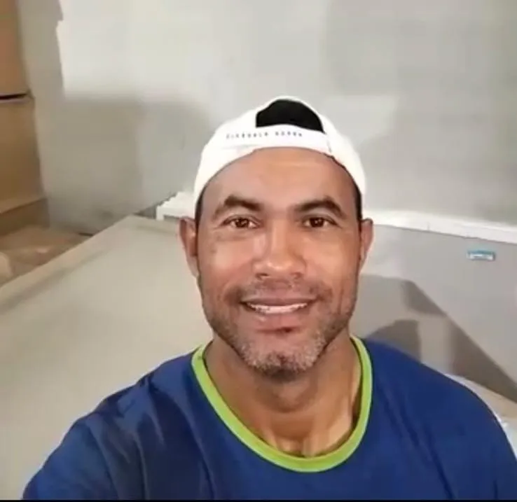 Presença de Bruno, ex-goleiro do Flamengo, gera polêmica em campeonato amador de Governador Lindenberg