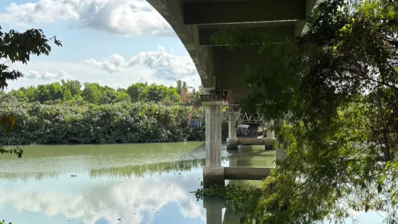 Ponte sobre o Rio São Mateus, na BR-101, é liberada após interdições totais