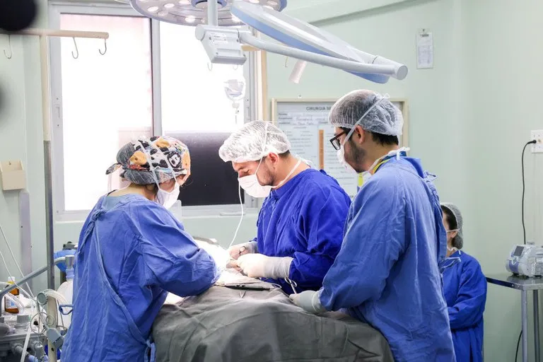 Mutirão no Hucam realiza mais de 560 atendimentos e ajuda a reduzir filas do SUS no Espírito Santo