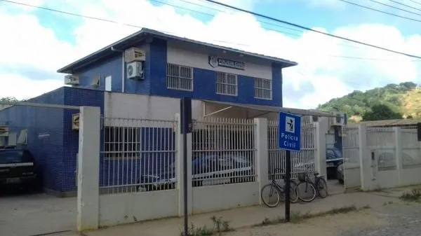 Policial civil é demitido por desvio de dinheiro na delegacia de Barra de São Francisco, no Noroeste do Espírito Santo
