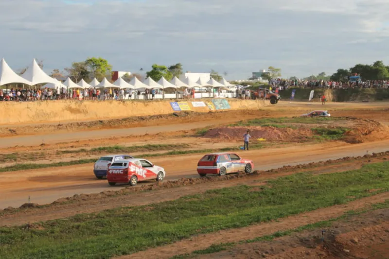 Linhares recebe Copa Norte de Marcas e Pilotos e Copa de Kart no Barro neste domingo
