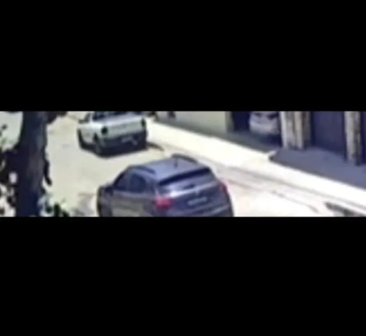 Vídeo: motorista abaixa o vidro e realiza disparos em rua de Honório Fraga, em Colatina
