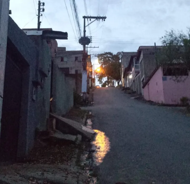 Comunidade: moradores de bairro de Colatina cobram agilidade após longas quedas de energia