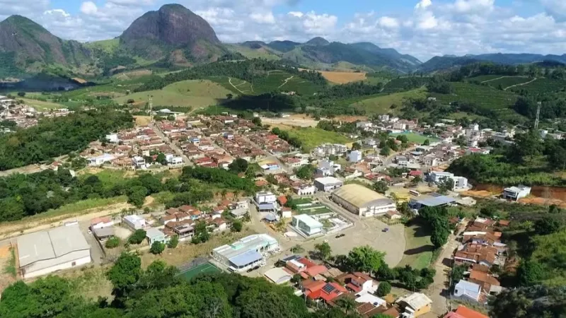 Governador Lindenberg celebra 26 anos com três dias de festa; confira a programação dos shows e do rodeio
