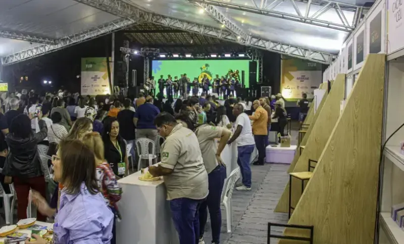 Santa Teresa recebe feira de turismo rural com entrada gratuita e programação cultural até sábado