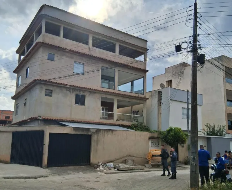 Homem morre após queda de aproximadamente 10 metros em prédio de Colatina