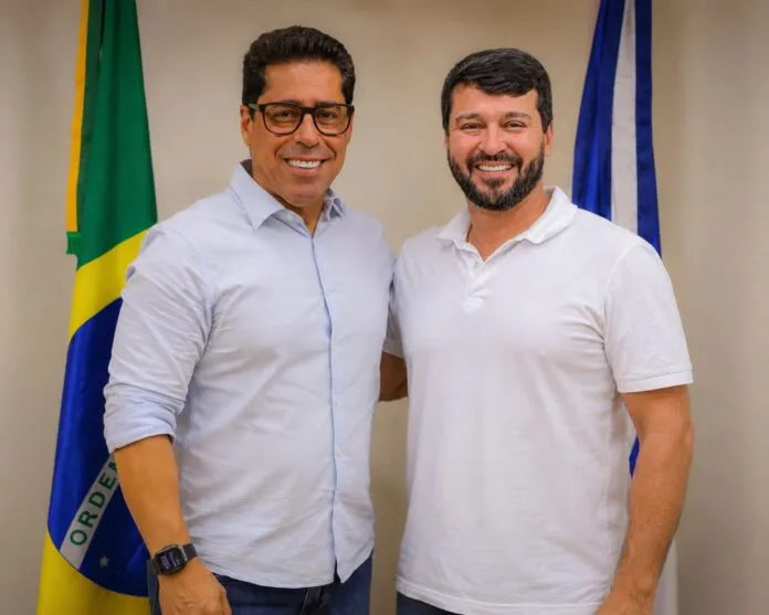 Marcelo Santos participa de lançamento da pré-candidatura de André Fagundes em Nova Venécia