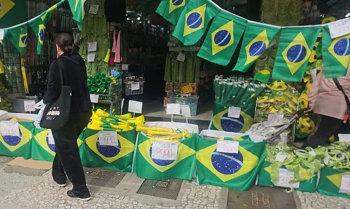 Brasil x Escócia altera rotina em Colatina; veja o que muda no comércio e nos serviços